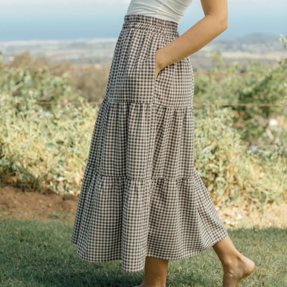 NWOT Neuflora Olinda brown gingham tiered maxi skirt